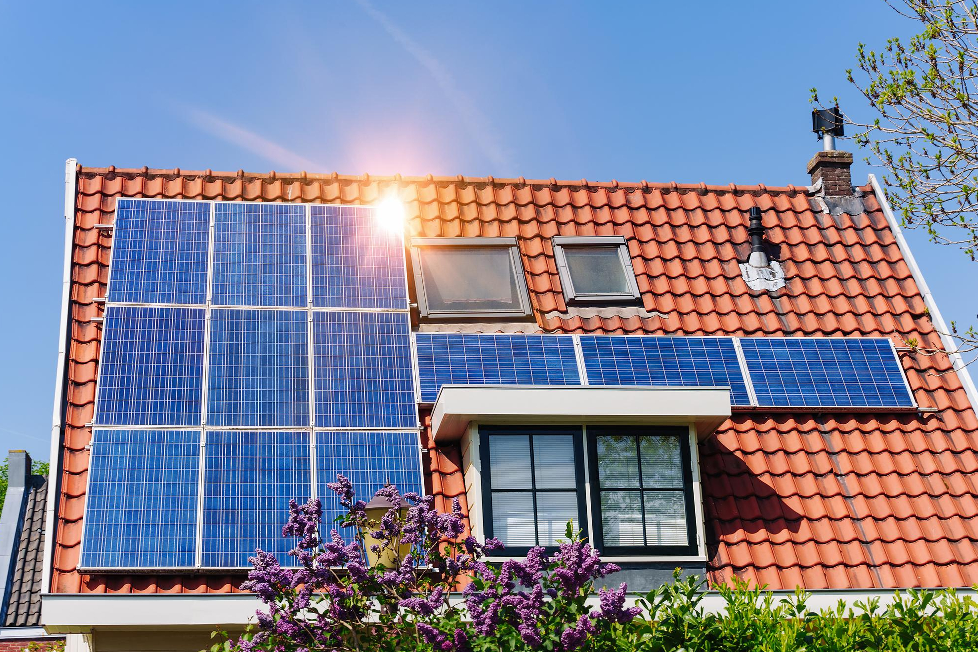 Low cost home solar panel system in Sunshine Coast, Smart House Solar